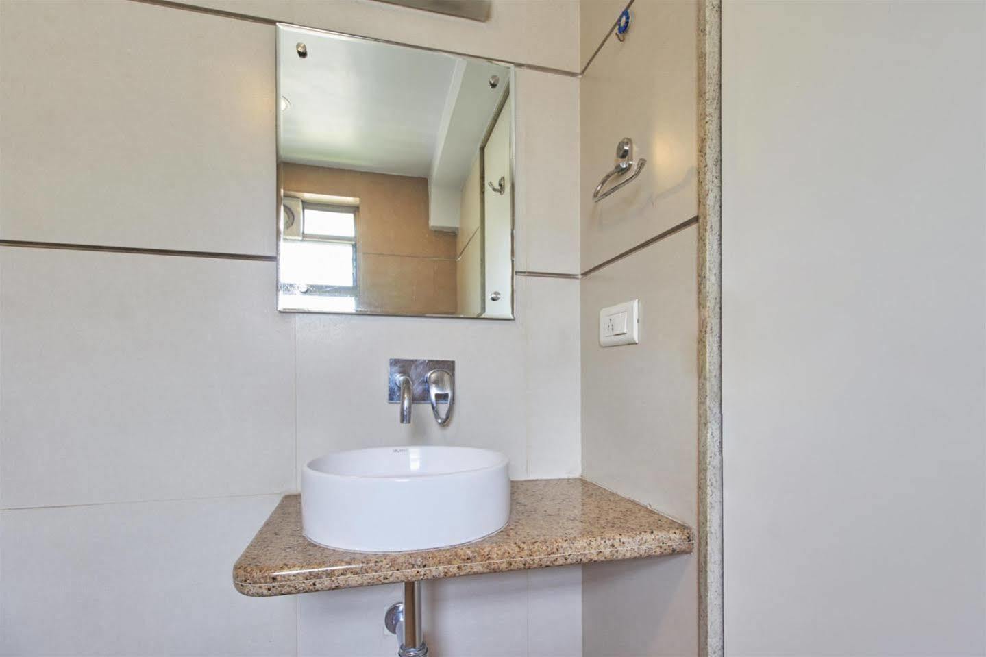 Hotel Adi Nagpur Zewnętrze zdjęcie